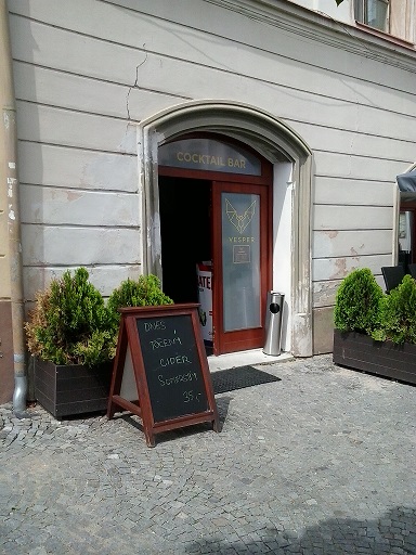 vesperfoto_-_barman