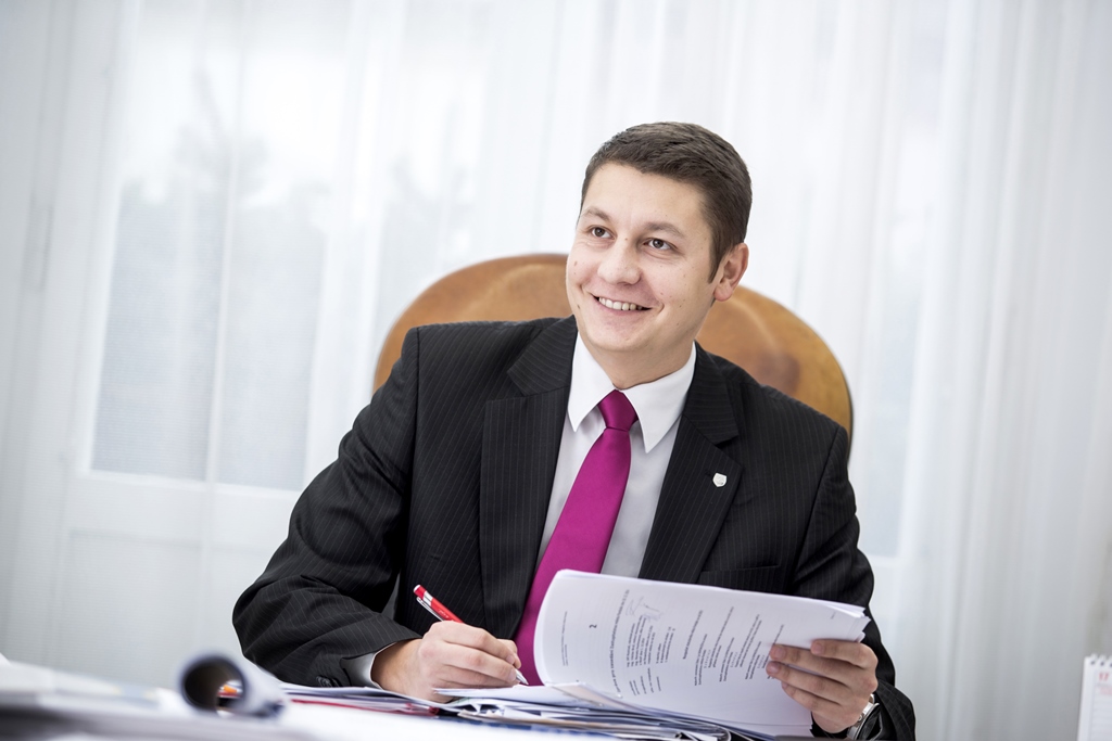Nmstek_Rychteck
