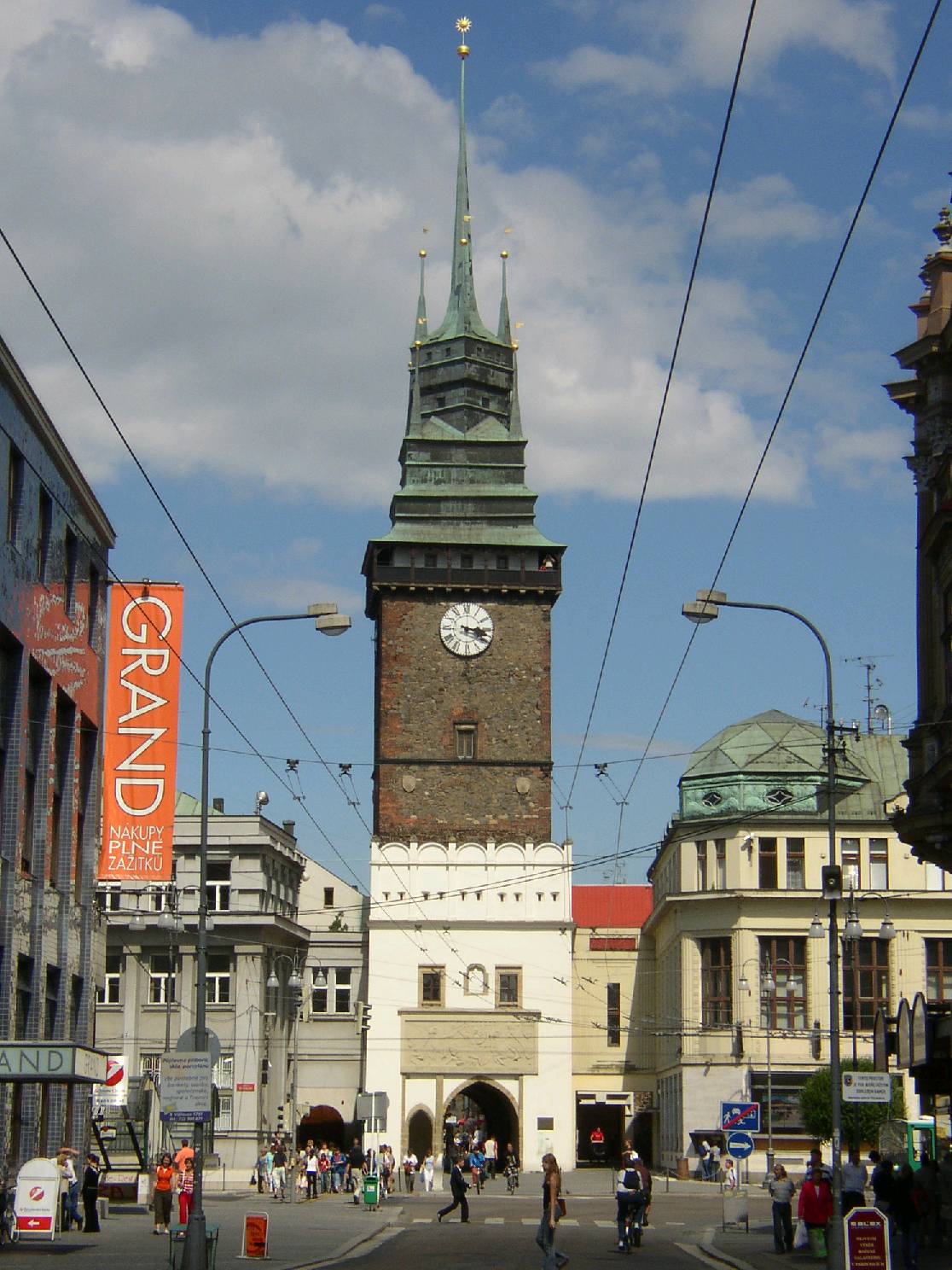 Pardubice_CZ_Zelena_brana